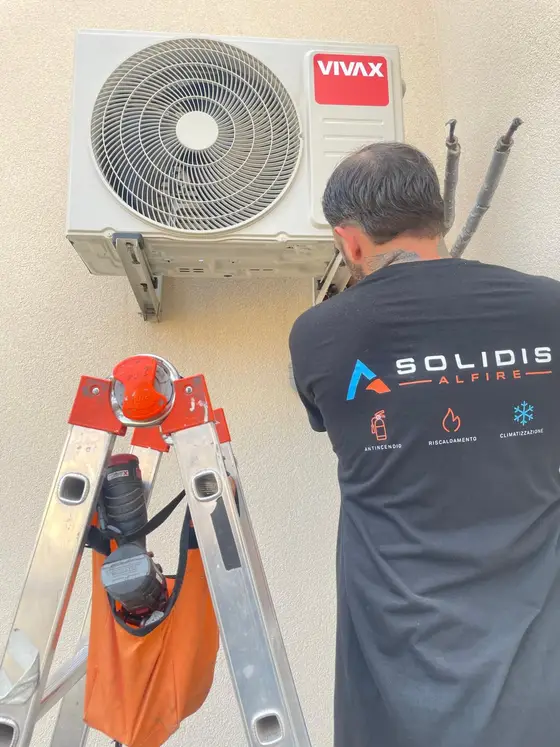 Tecnico Solidis al lavoro