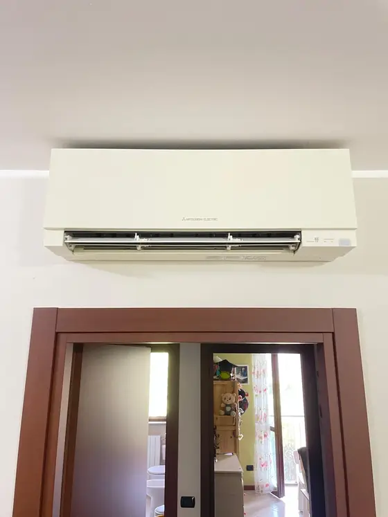split a parete installato